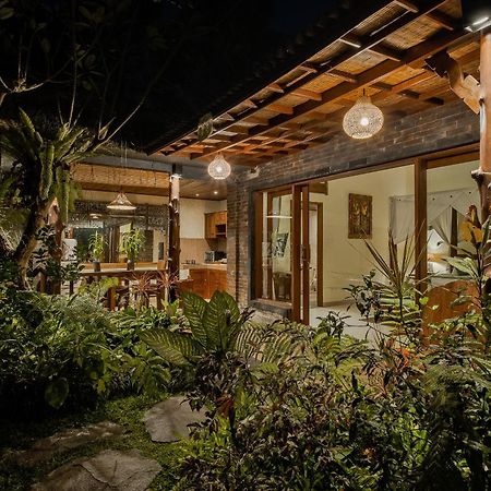 Teja Lokha Ubud Villa Exterior photo